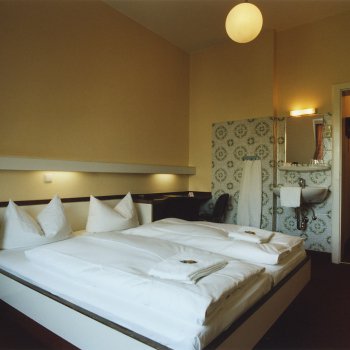 Basic double room